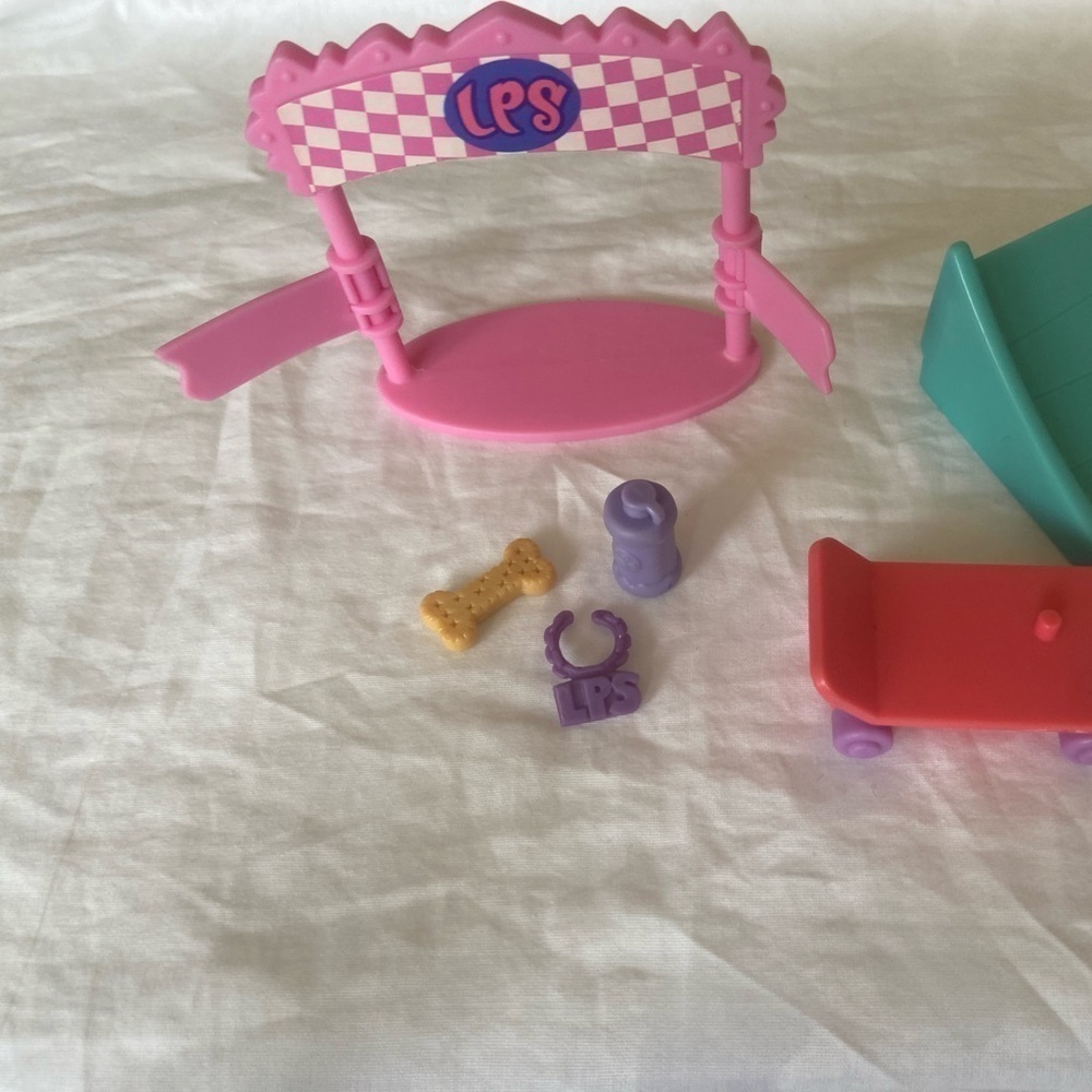 Littlest Pet Shop Trainin' Park Set Racing fun - Picture 4 of 11